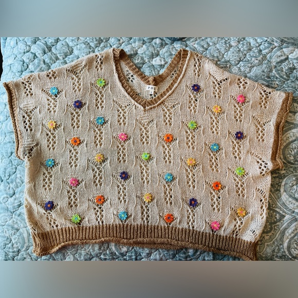 POL Sweaters - POL Floral Open Tan and Brown oversized L Knit Sweater